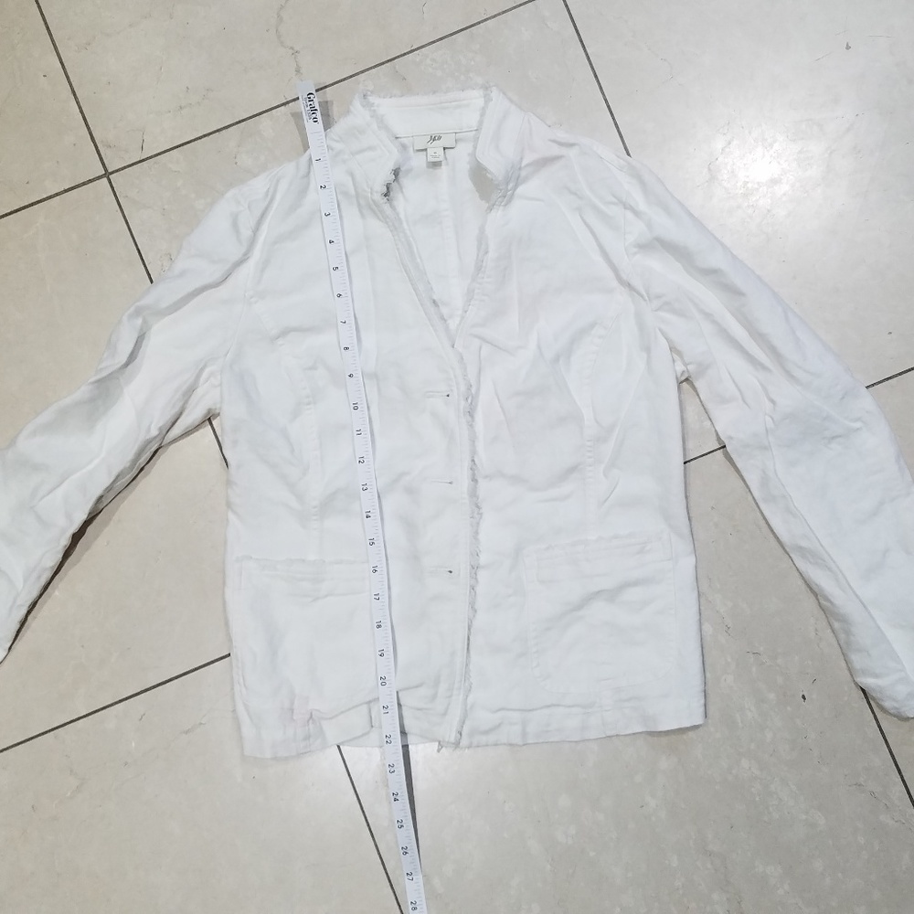 J.Jill light weight denim jacket w pockets